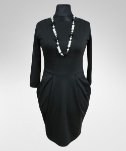 Czarna elegancka sukienka z kieszeniami - Donna